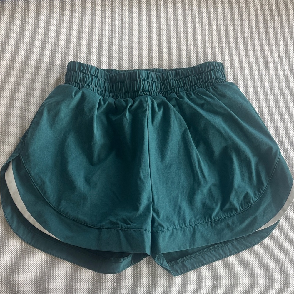 Alphalete Womens Stride Shorts